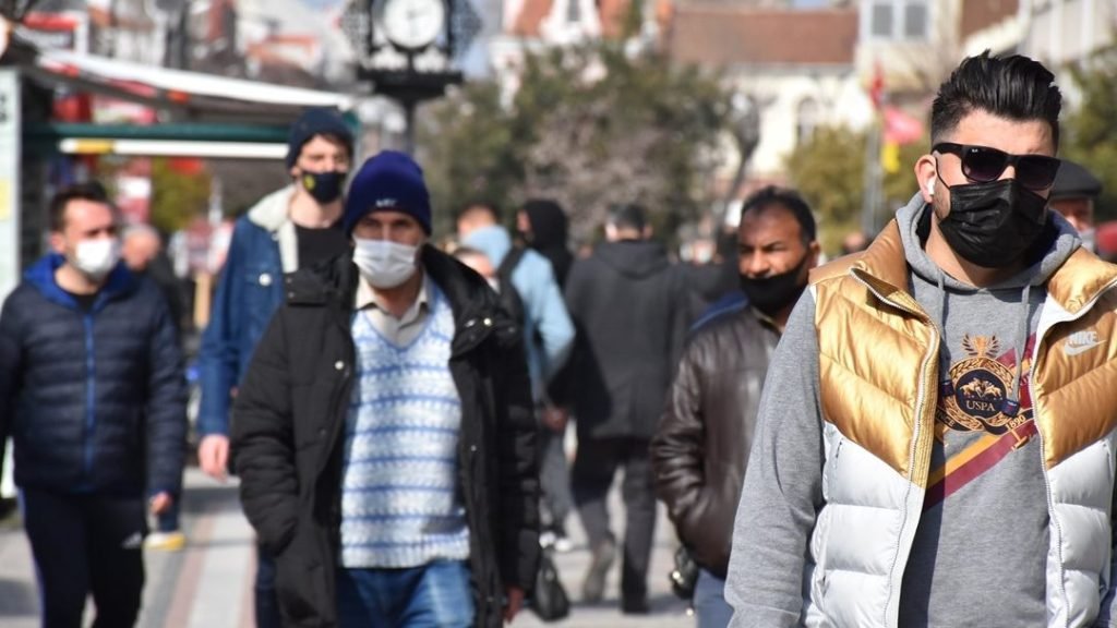tam kapanma tedbirleri kimler cikabilecek nereler acik